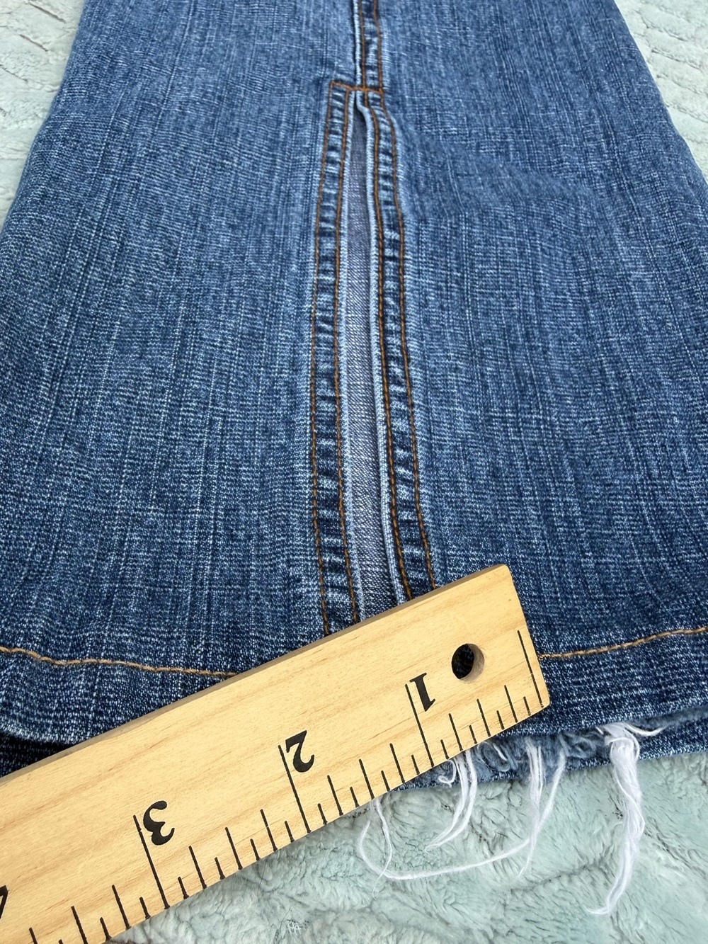 Vintage JLO Pocketless Slit Hem Flare Jeans 2000s - Picture 11 of 13